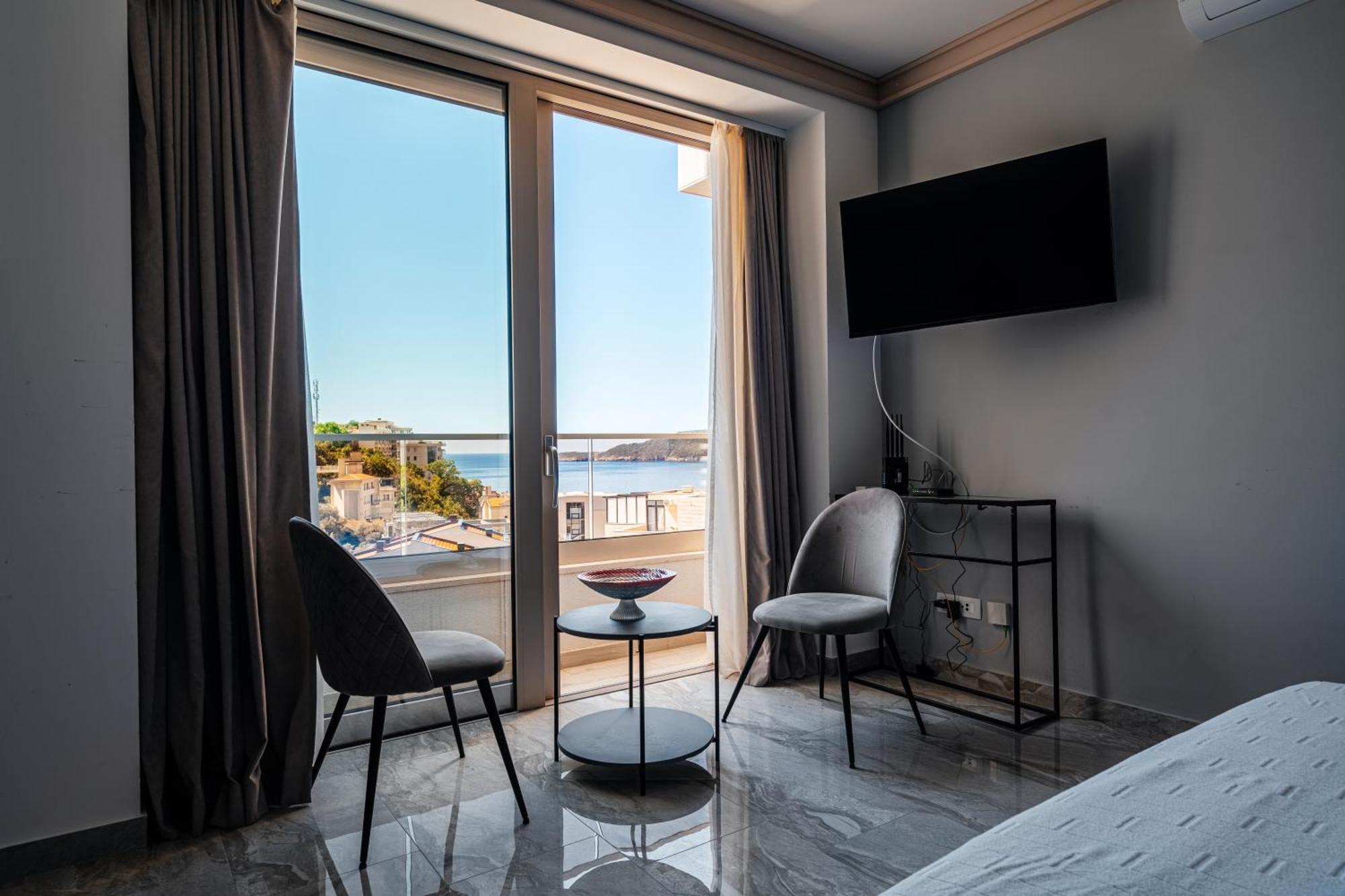Aura Tower Aparments By In Property Rafajlovići Exterior foto