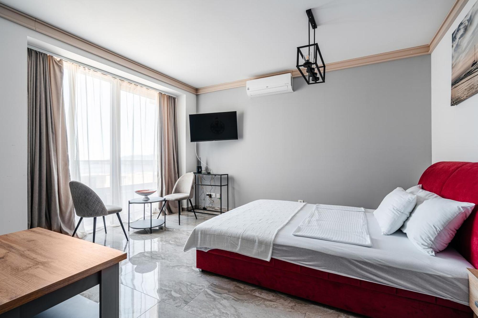 Aura Tower Aparments By In Property Rafajlovići Exterior foto