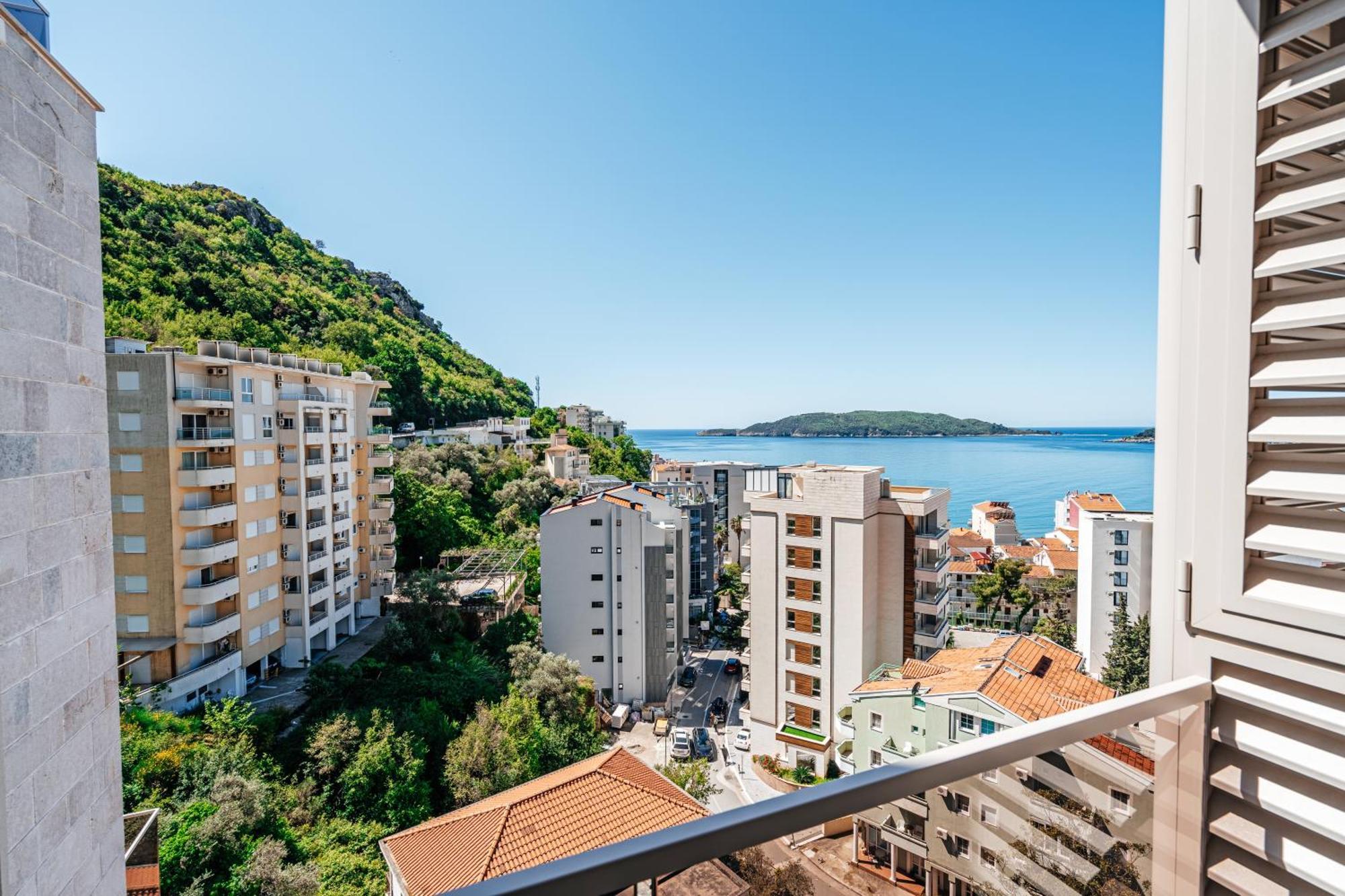 Aura Tower Aparments By In Property Rafajlovići Exterior foto