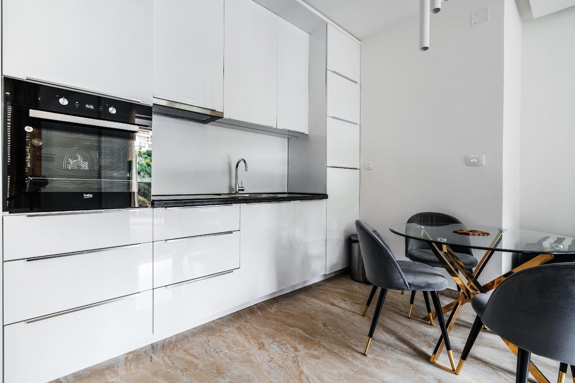 Aura Tower Aparments By In Property Rafajlovići Exterior foto