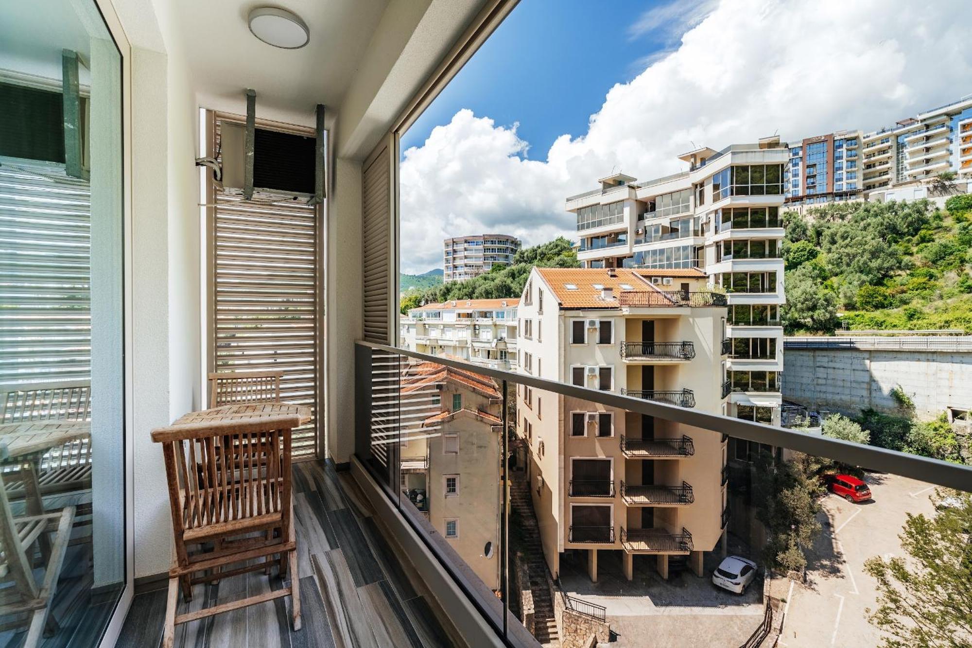 Aura Tower Aparments By In Property Rafajlovići Exterior foto